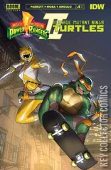 Cover for Mighty Morphin Power Rangers / Teenage Mutant Ninja Turtles #4