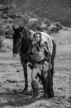 Variant Cover for Red Sonja: Black, White, Red #4