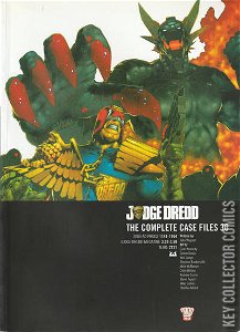 Judge Dredd: The Complete Case Files #30