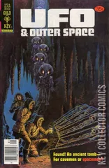 Cover for UFO and Outer Space #19