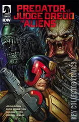 Cover for Predator vs. Judge Dredd vs. Aliens #4