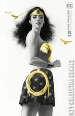 Variant Cover for Wonder Woman: Black and Gold #1