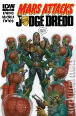 Cover for Mars Attacks / Judge Dredd #1