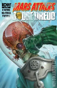 Mars Attacks / Judge Dredd #3