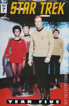 Variant Cover for Star Trek: Year Five #7