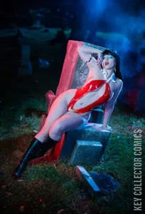 Vampirella: Dark Reflections #5