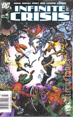 Cover for Infinite Crisis #4