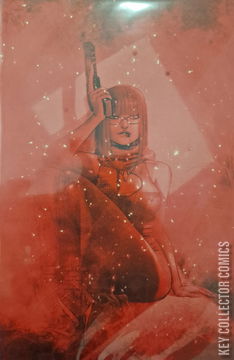 Variant Cover for Heat Seeker: Exposed - A Gun Honey Series #2