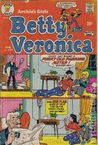 Archie's Girls: Betty and Veronica #210