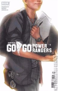 Go Go Power Rangers #4