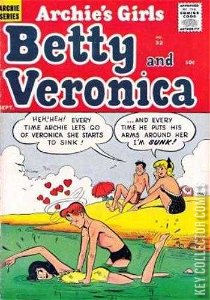 Archie's Girls: Betty and Veronica #32