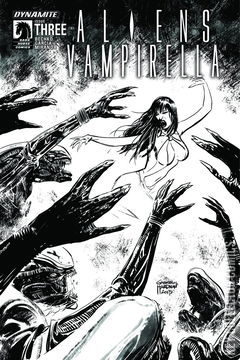 Variant Cover for Aliens / Vampirella #3